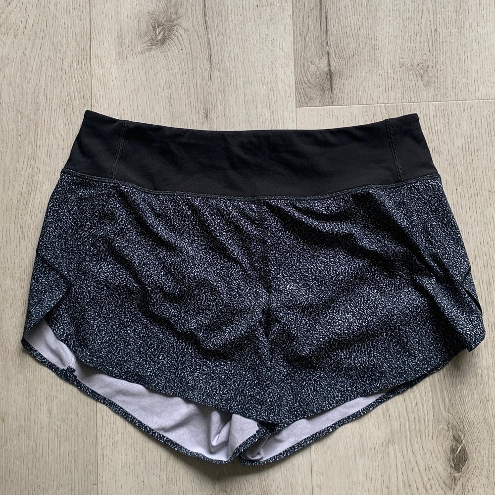 Athleta Printed Mesh Racer Run Size Small Shorts‎